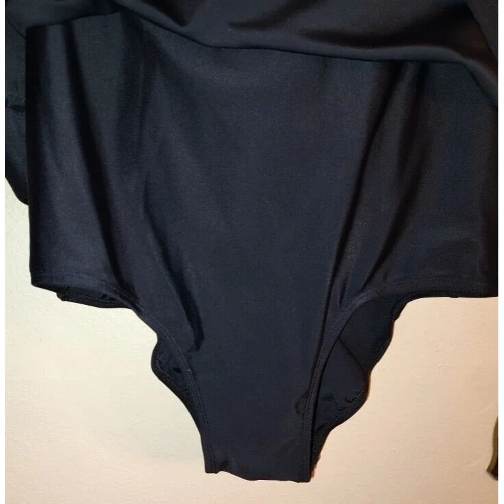 New with tag Women Swimsuits for All Black One Piece Swim Dress w Briefs Size 22
